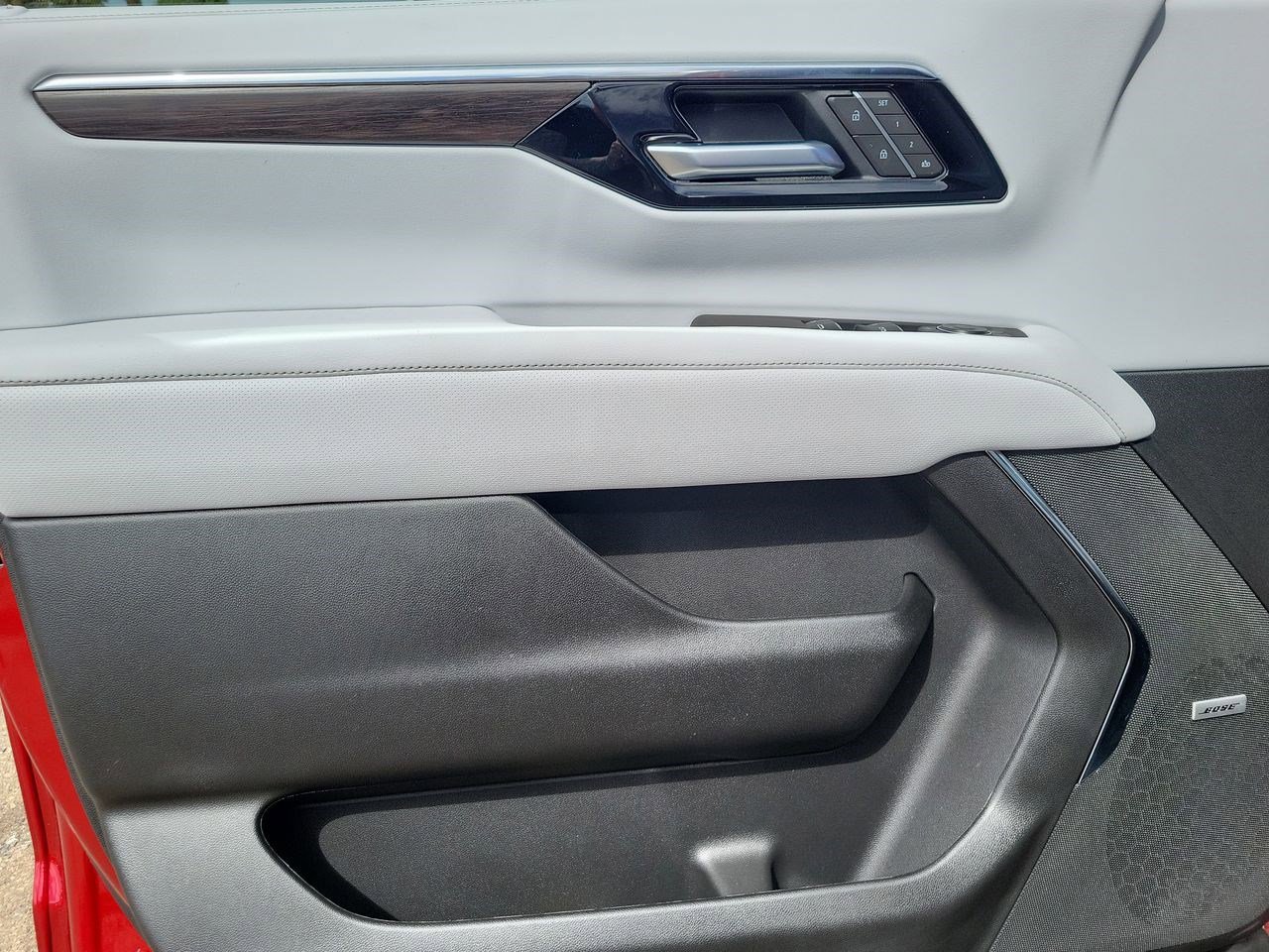 New 2026 Chevrolet Tahoe Premier image 24