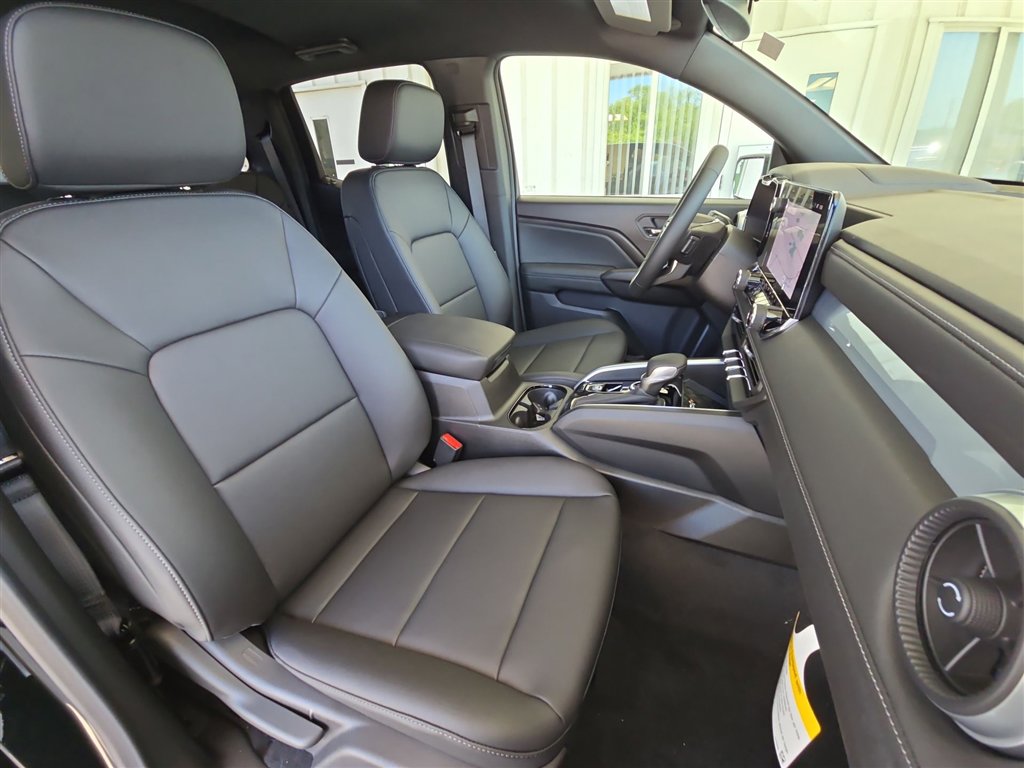 New 2025 Chevrolet Colorado LT w/ LT Convenience Package image 27