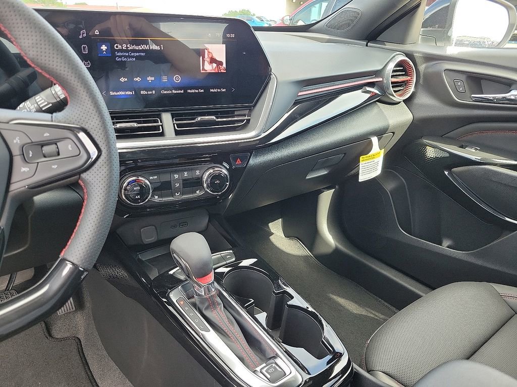 New 2026 Chevrolet Trax RS w/ Sunroof Package image 20