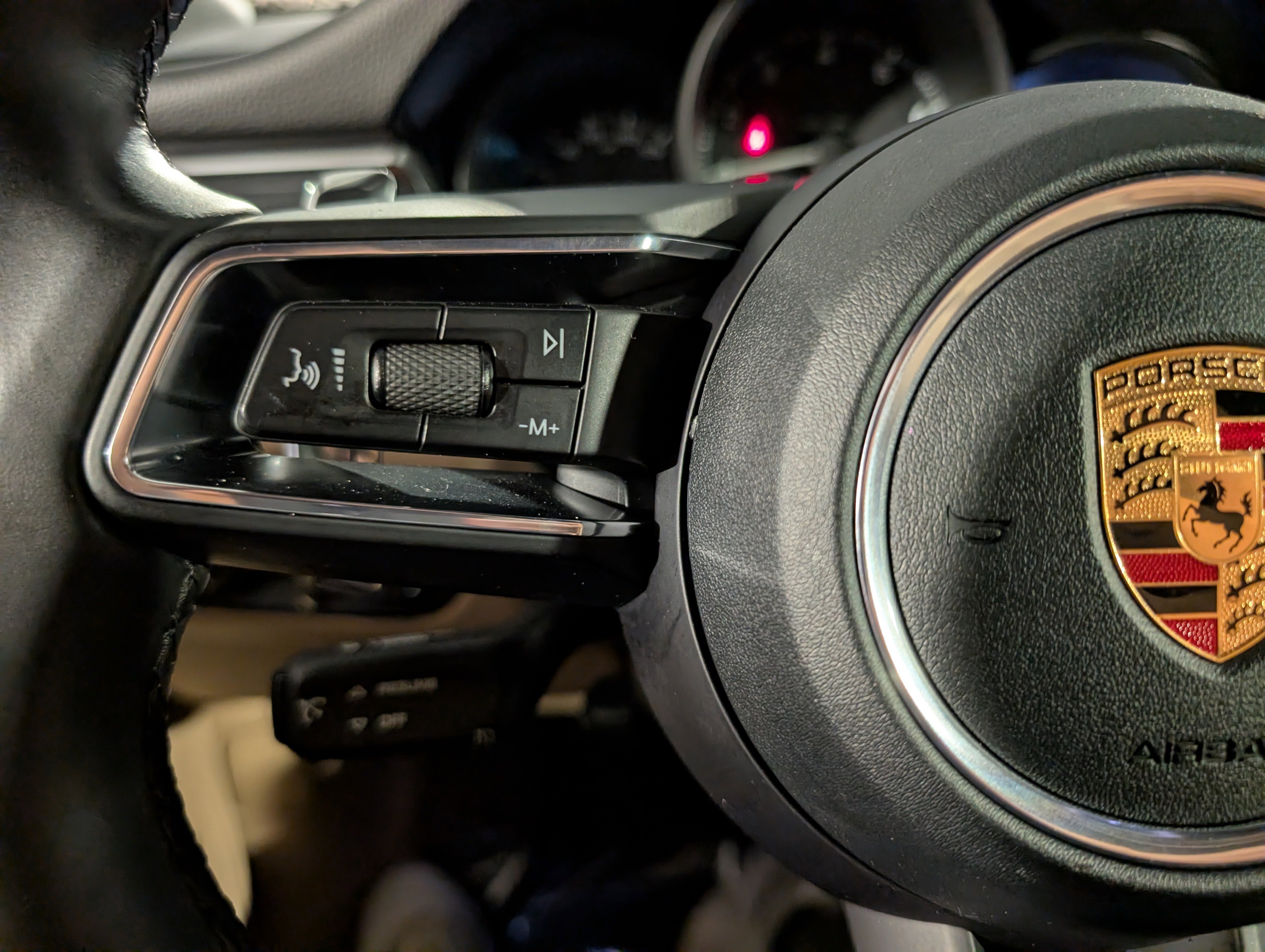 Certified 2022 Porsche Macan image 26