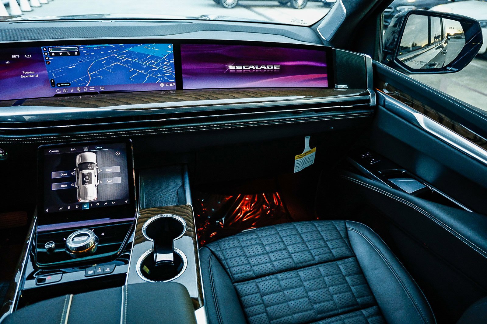 Used 2025 Cadillac Escalade Sport Platinum image 15