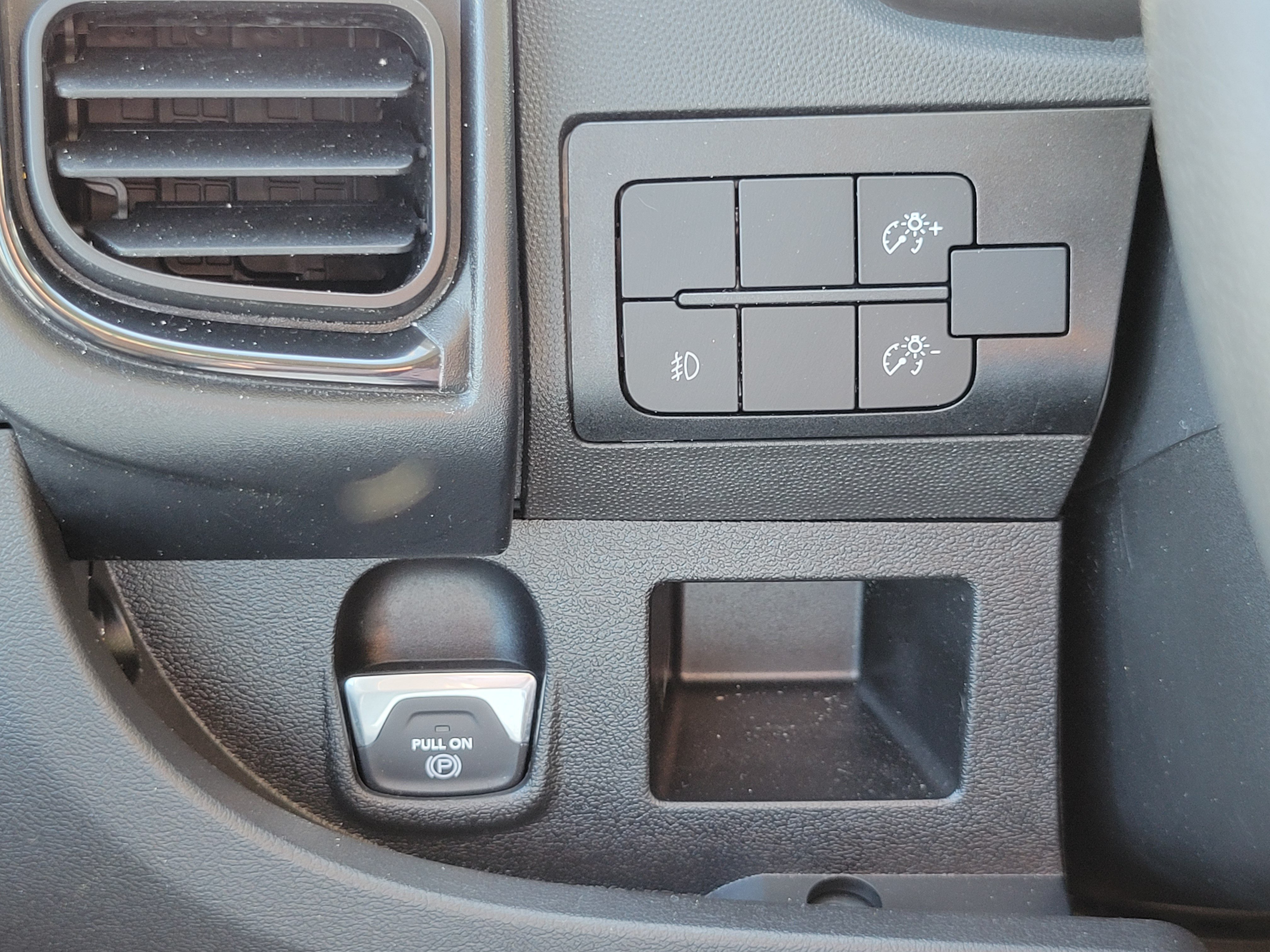 Used 2025 RAM ProMaster 2500 w/ Safety Group FWD image 9