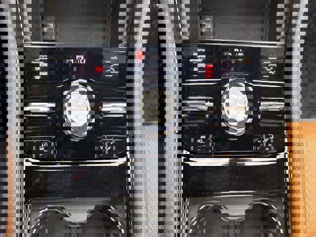 Used 2023 Jeep Grand Cherokee L Summit w/ Advanced Protech Group IV image 30