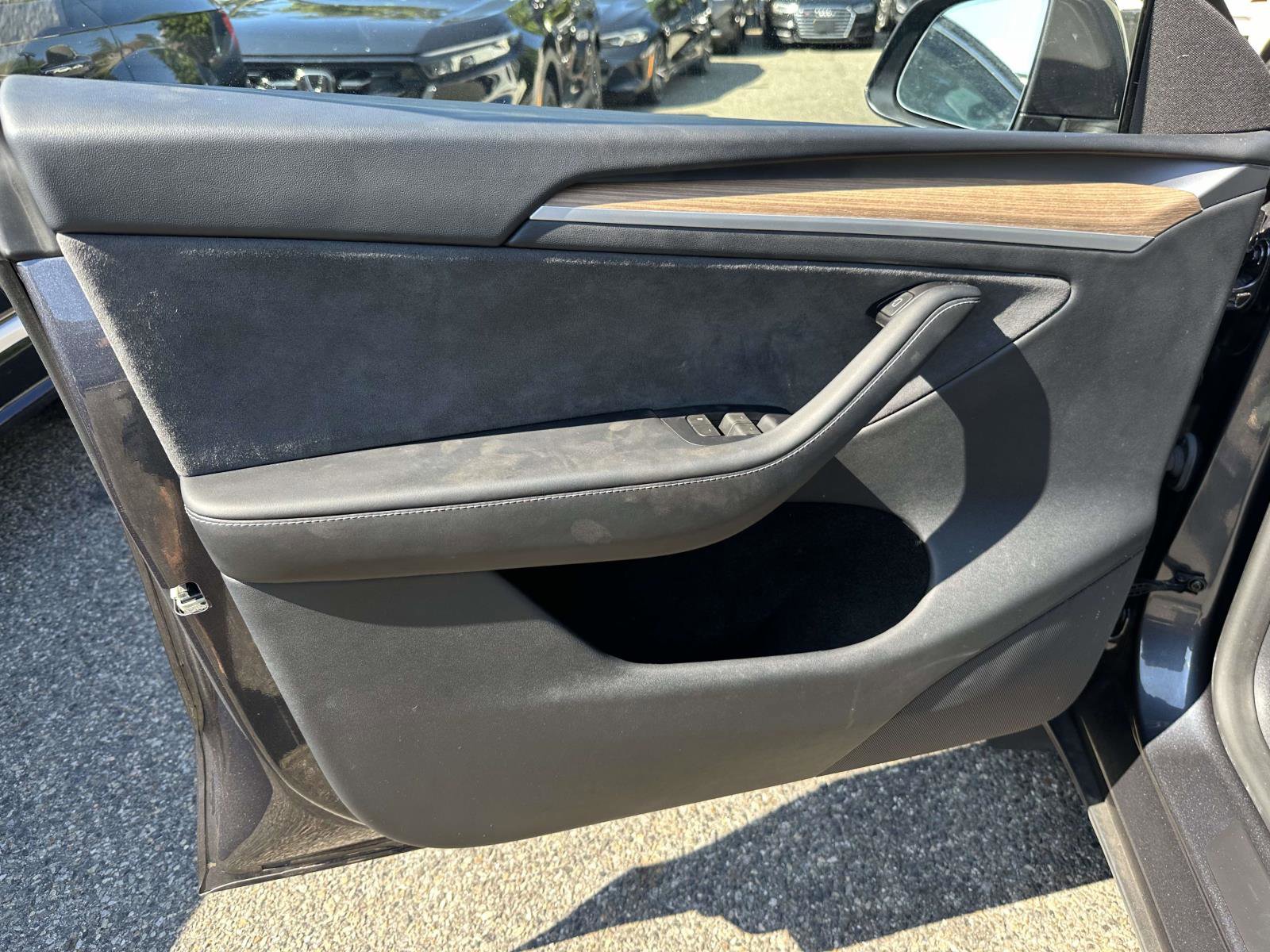 Used 2024 Tesla Model Y Long Range image 11