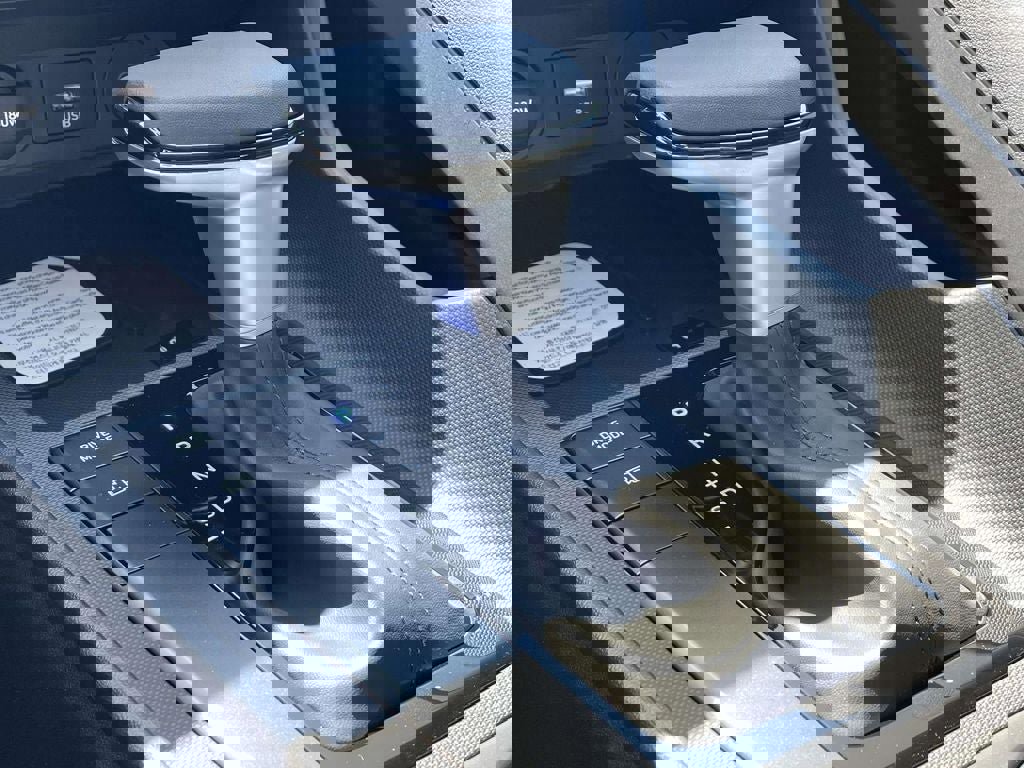 New 2026 Hyundai Elantra Sport image 16