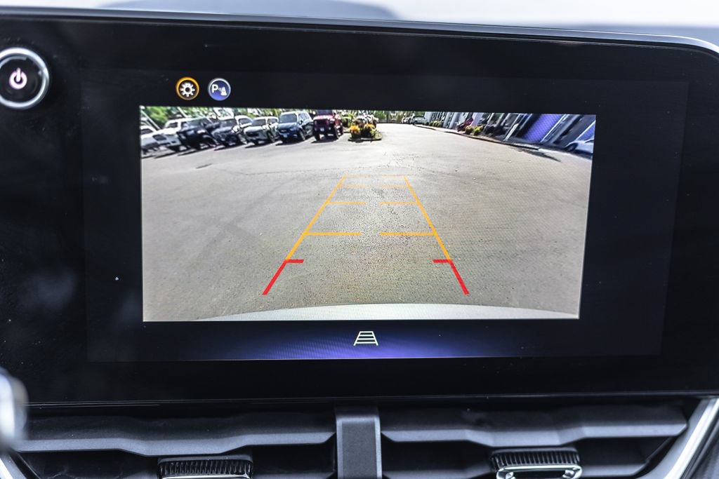 Used 2026 Chevrolet Equinox LT AWD/4WD image 13