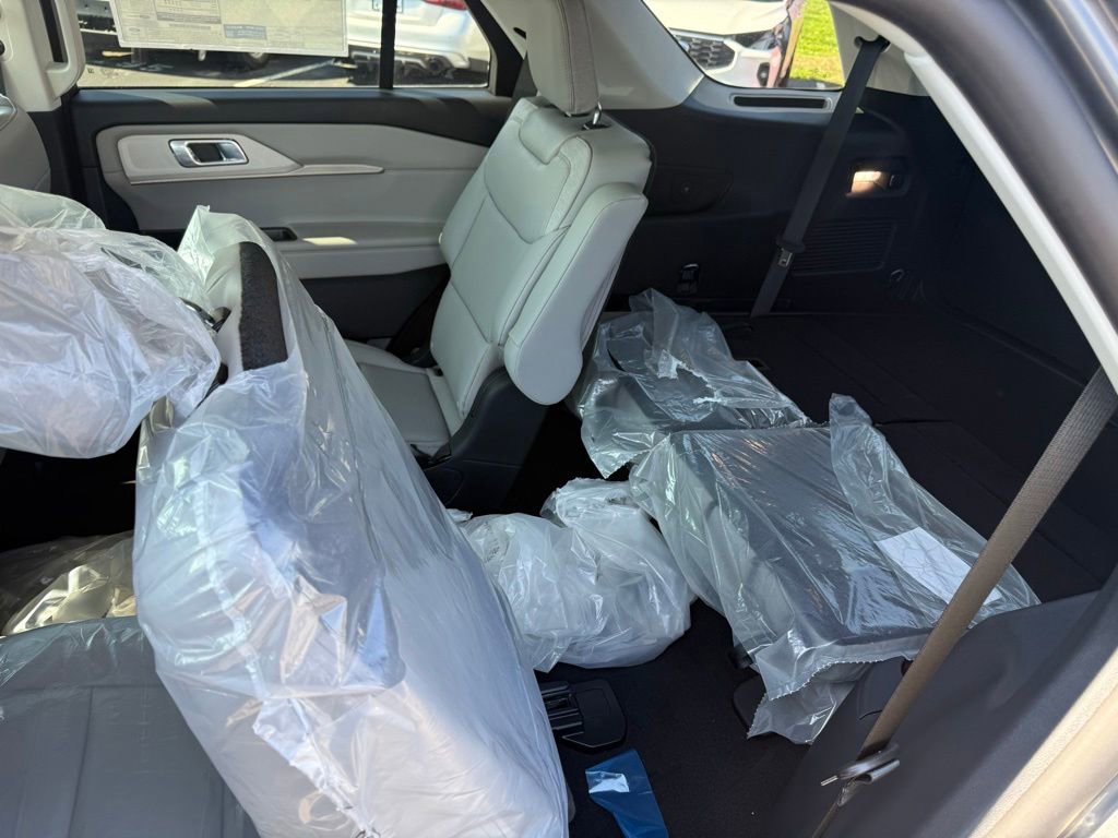 New 2026 Ford Explorer Active AWD/4WD image 27