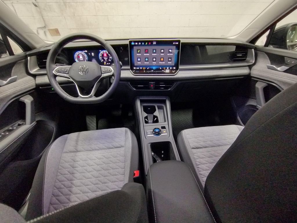 New 2025 Volkswagen Tiguan S image 36