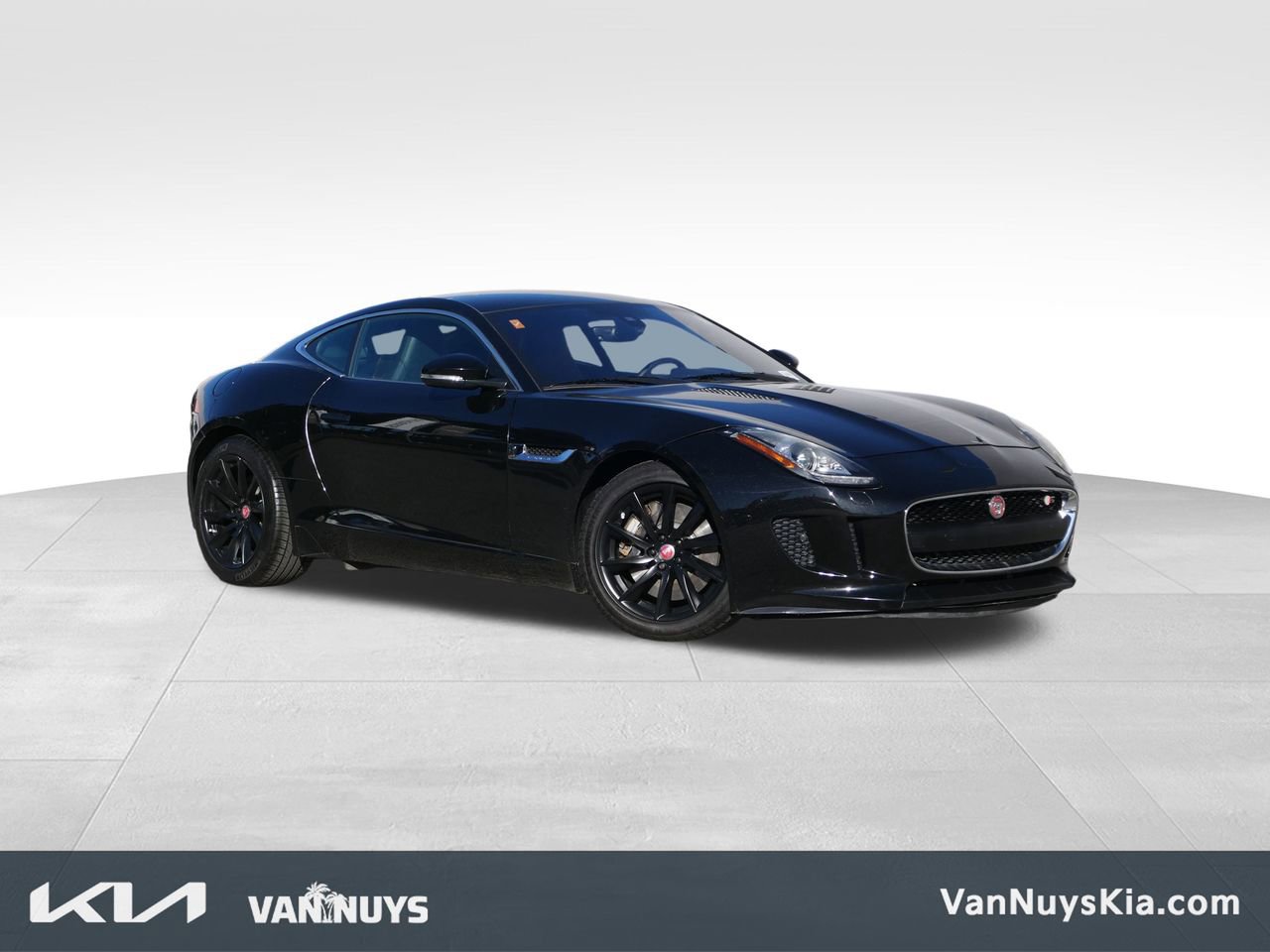 Used 2017 Jaguar F-TYPE Coupe image 1