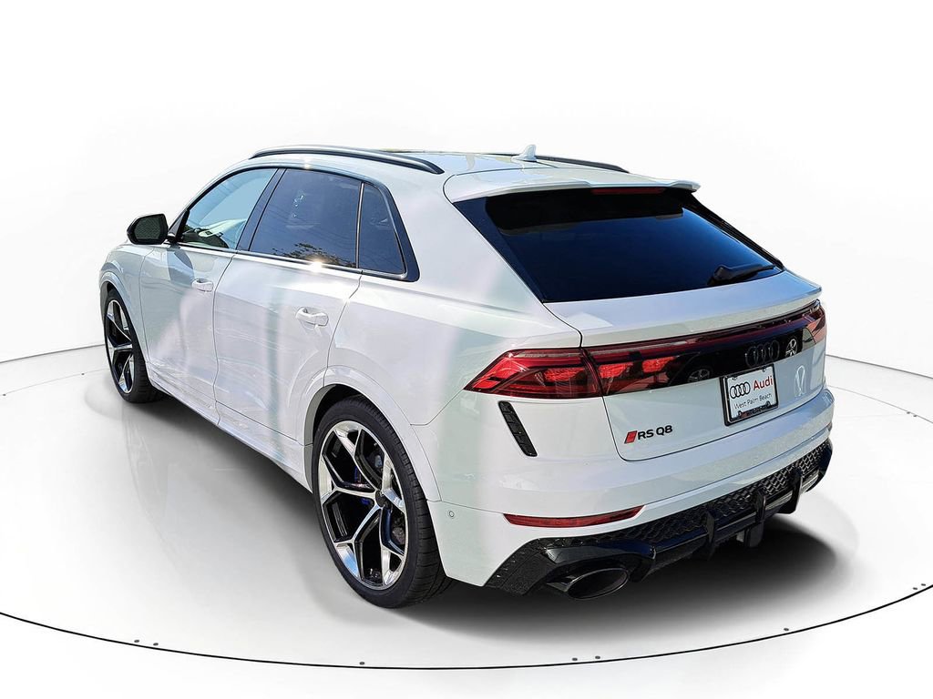 New 2026 Audi RS Q8 performance image 3