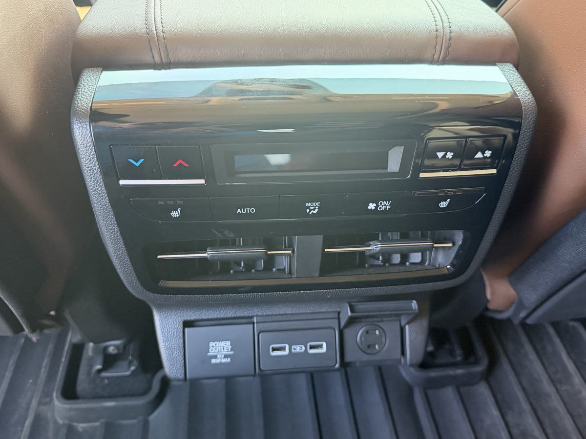 Used 2024 Acura MDX w/ Advance Package AWD/4WD image 17