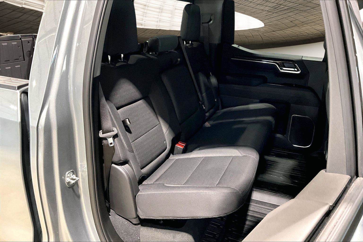 New 2026 GMC Sierra 1500 Elevation w/ Preferred Package image 12