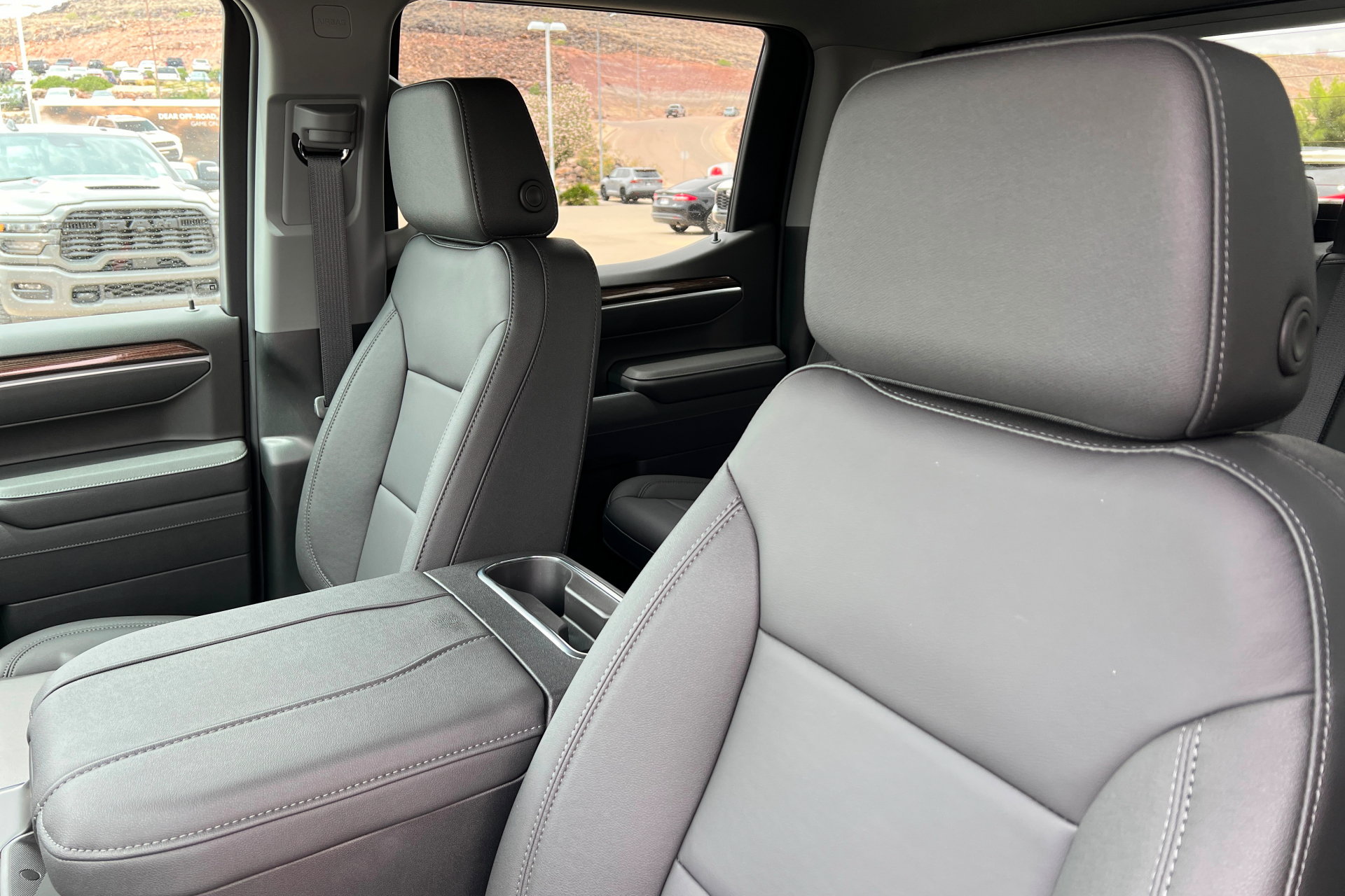 New 2026 Chevrolet Silverado 1500 RST w/ RST All Star Premium Package AWD/4WD image 17