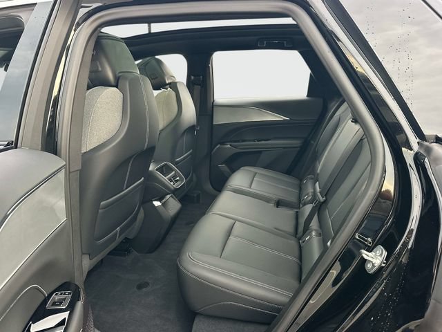 Certified 2024 Cadillac Lyriq Tech AWD/4WD image 17