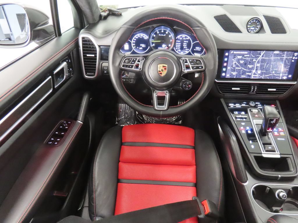 Certified 2023 Porsche Cayenne Turbo S AWD/4WD image 17