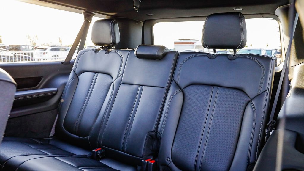 New 2026 Jeep Grand Wagoneer L Summit image 24