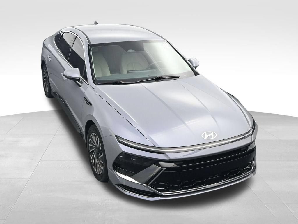 Used 2025 Hyundai Sonata SEL FWD image 32