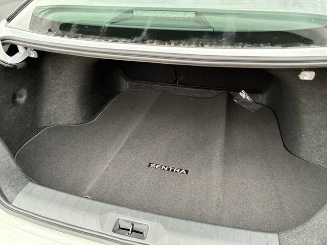 New 2026 Nissan Sentra SR w/ SR Premium Package FWD image 22