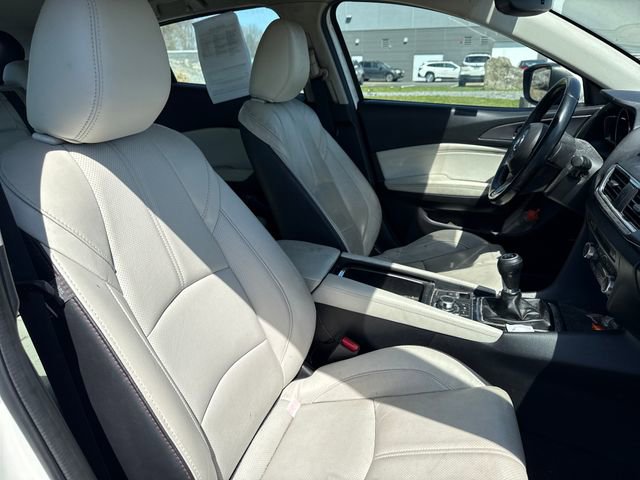 Used 2018 MAZDA MAZDA3 Grand Touring w/ Premium Equipment Package image 11