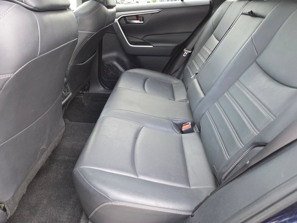 Used 2022 Toyota RAV4 XLE Premium FWD image 23