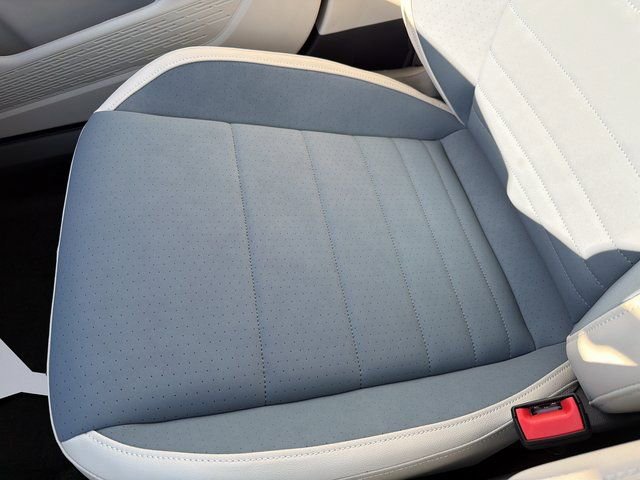 New 2026 Volkswagen Jetta SE image 29