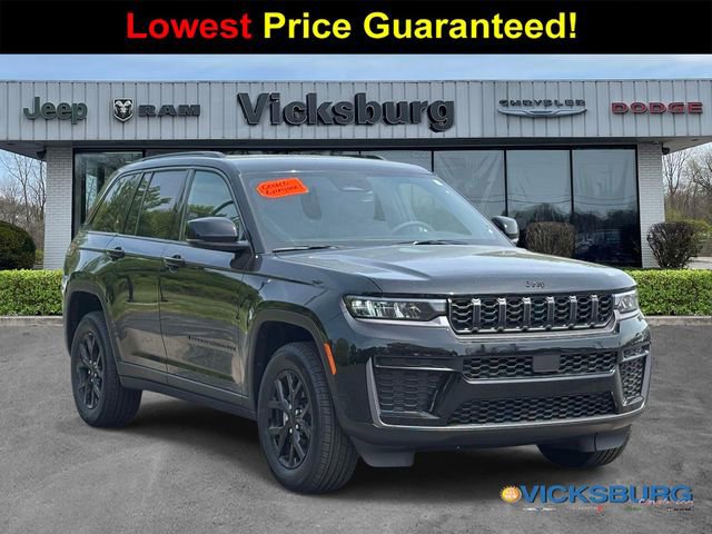 New 2026 Jeep Grand Cherokee Altitude