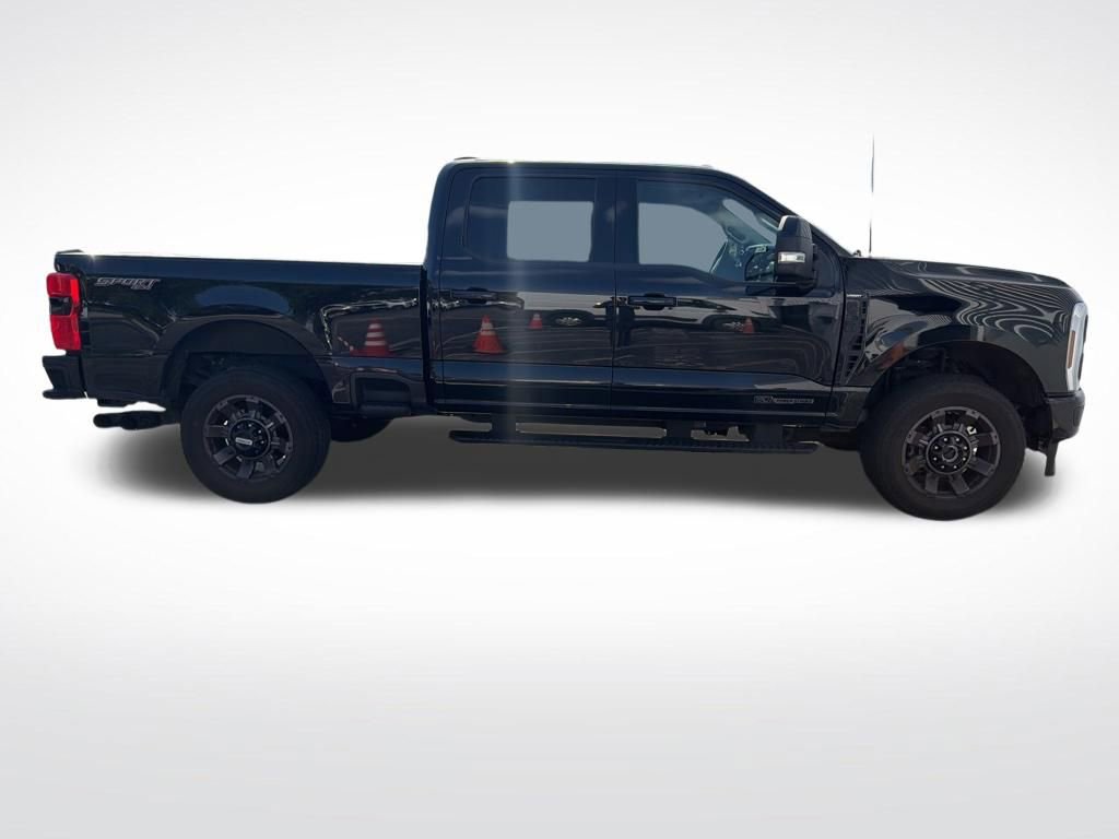 Used 2024 Ford F350 Lariat w/ Lariat Ultimate Package AWD/4WD image 2