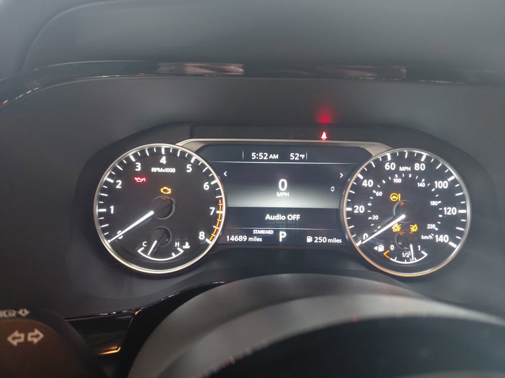 Used 2022 Nissan Pathfinder SV image 20