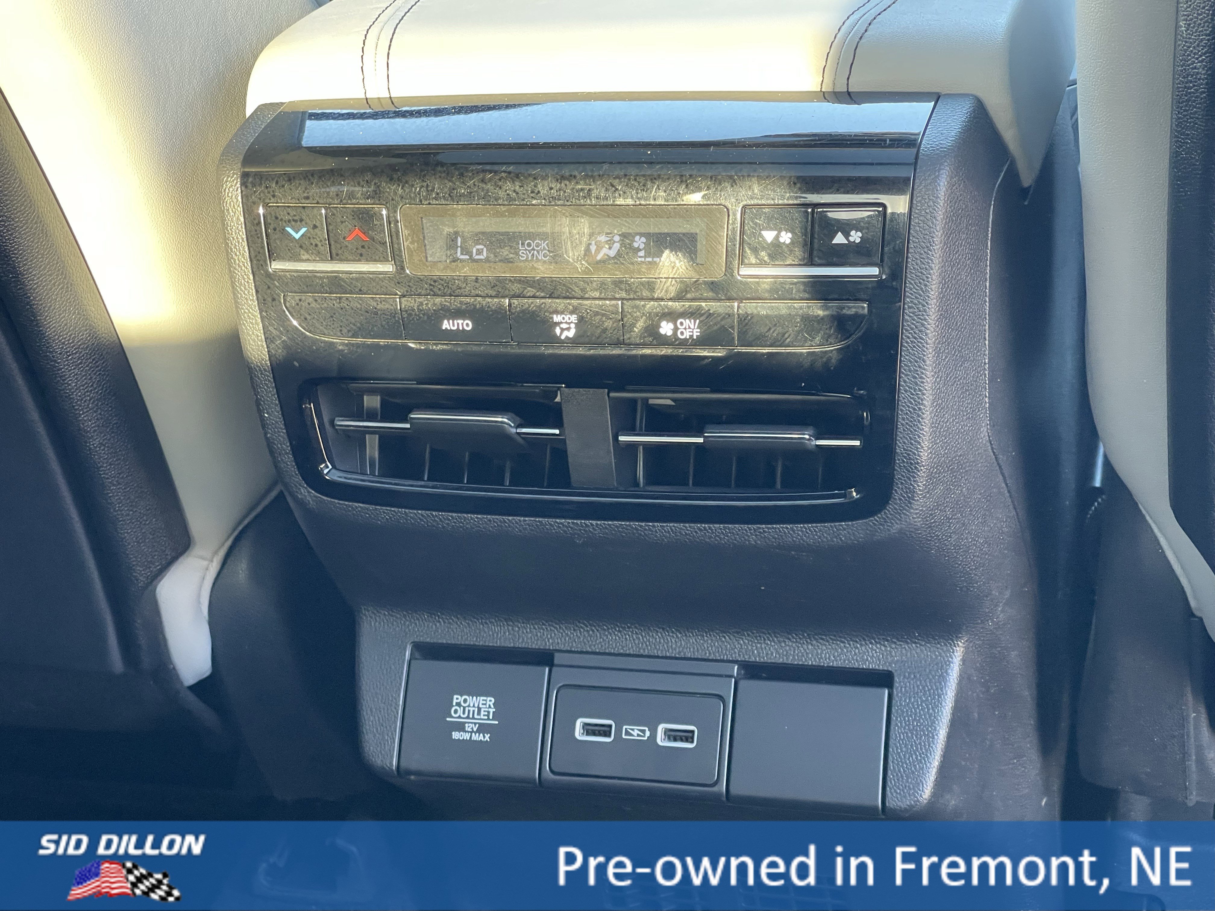 Used 2022 Acura MDX SH-AWD w/ Technology Package image 12