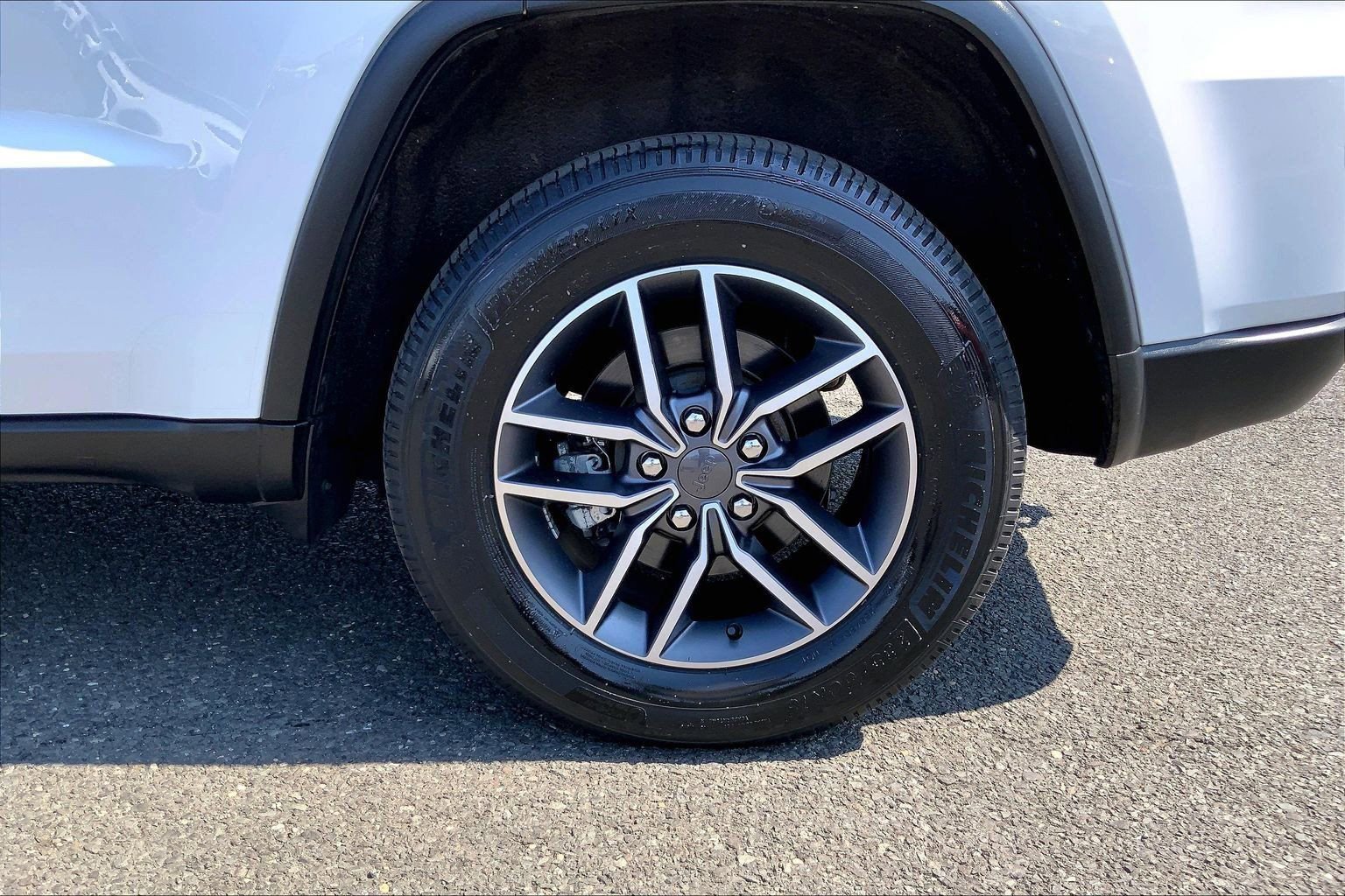 Certified 2021 Jeep Grand Cherokee Limited image 10