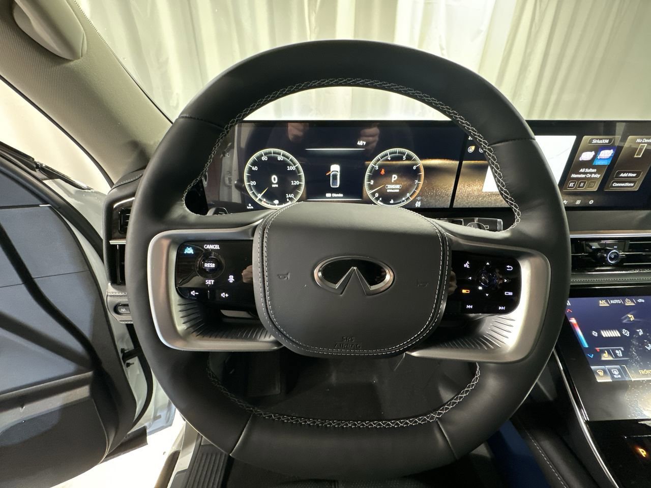 New 2025 INFINITI QX80 Sensory AWD/4WD image 20