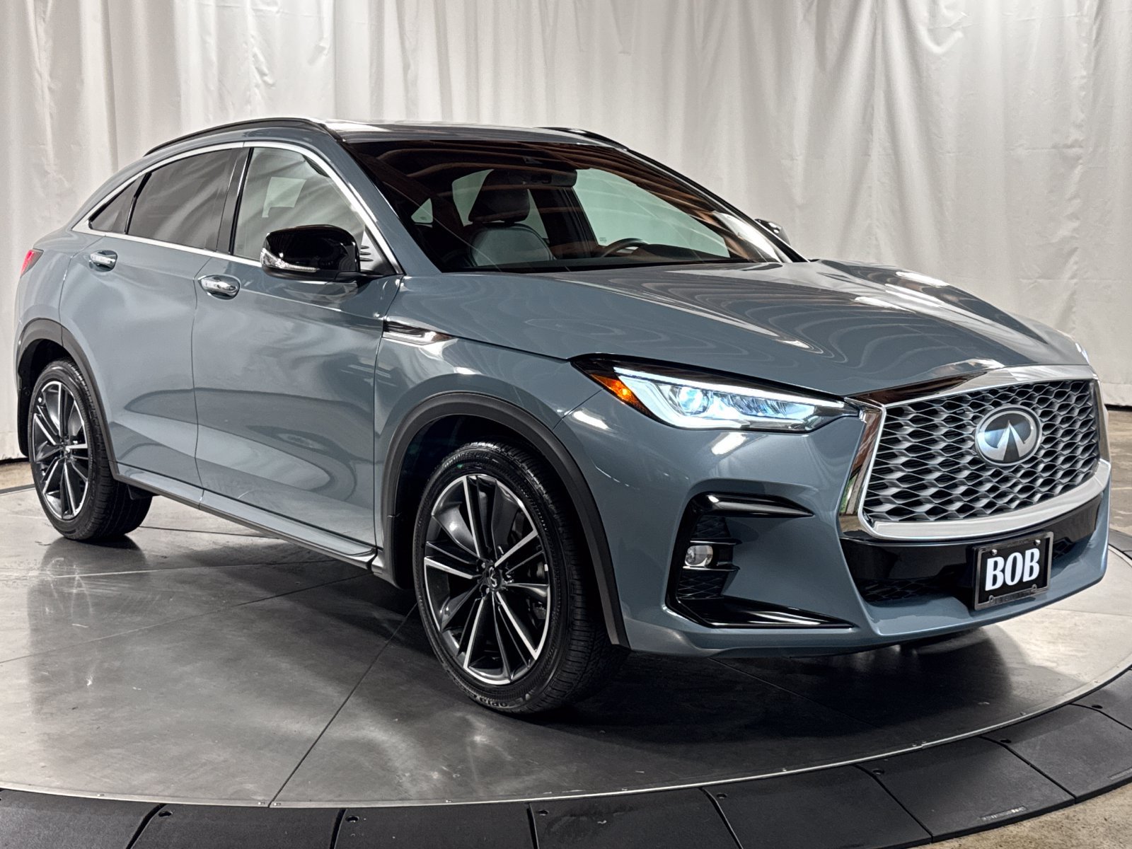 Certified 2025 INFINITI QX55 Luxe w/ Cargo Package AWD/4WD image 7