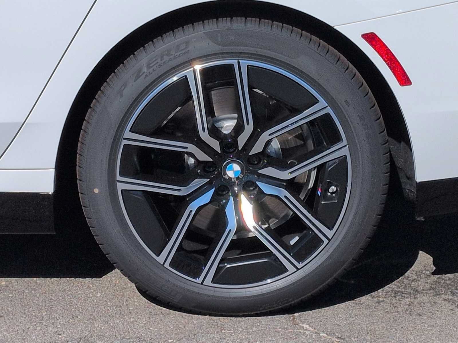New 2026 BMW 740i xDrive AWD/4WD image 14
