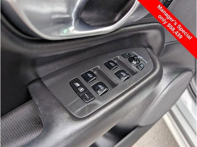 Used 2025 Volvo XC90 T8 Plus w/ Protection Package Premier image 16