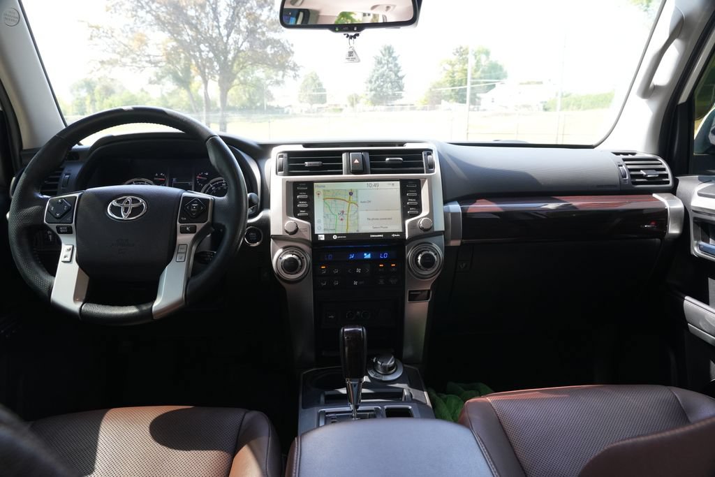 Used 2023 Toyota 4Runner Limited AWD/4WD image 18