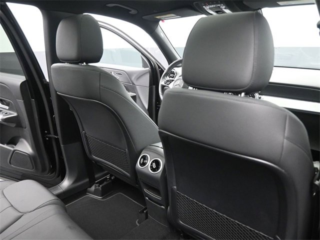New 2025 Mercedes-Benz GLB 250 image 27