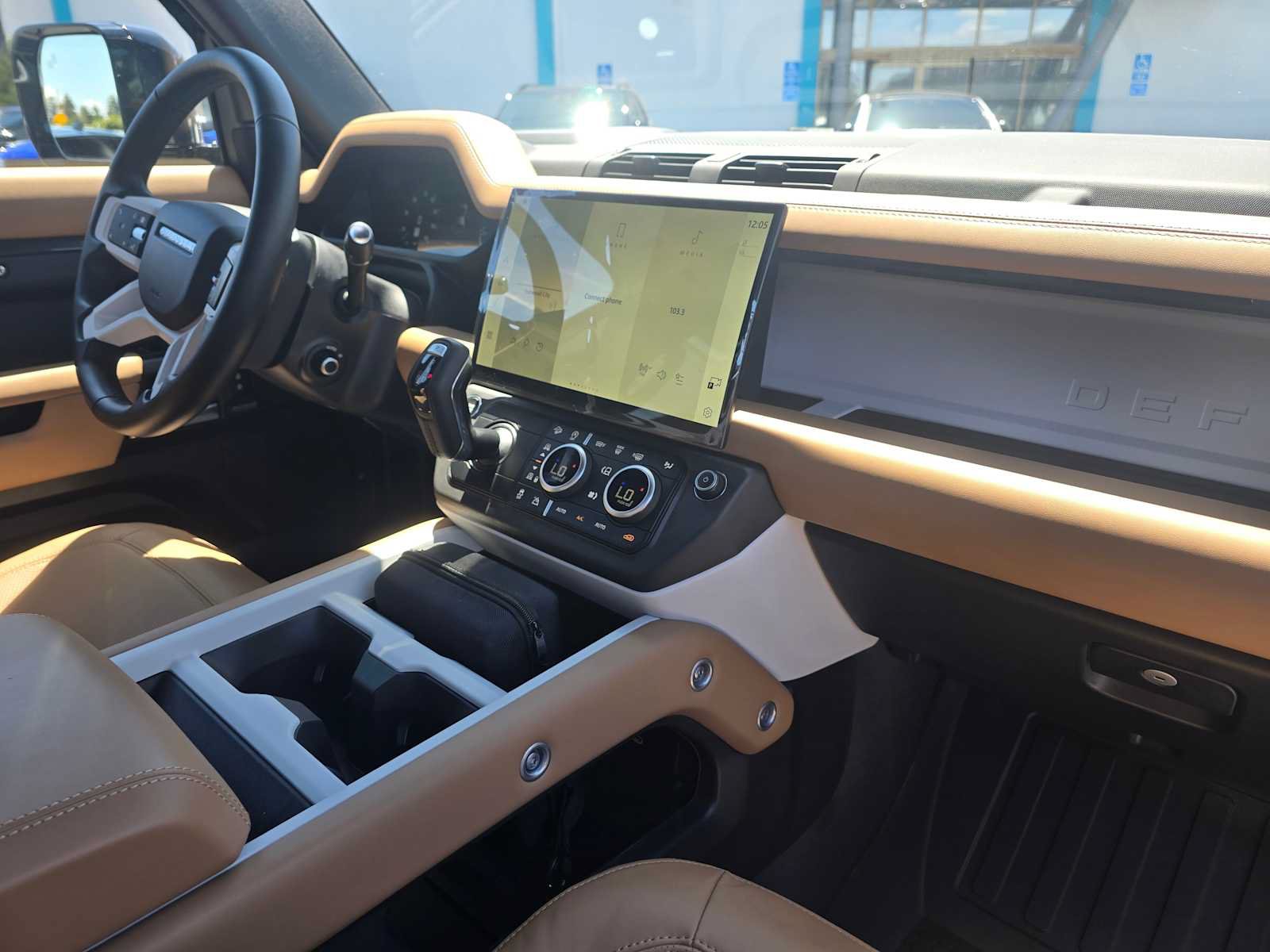 New 2026 Land Rover Defender 110 X-Dynamic SE AWD/4WD image 11