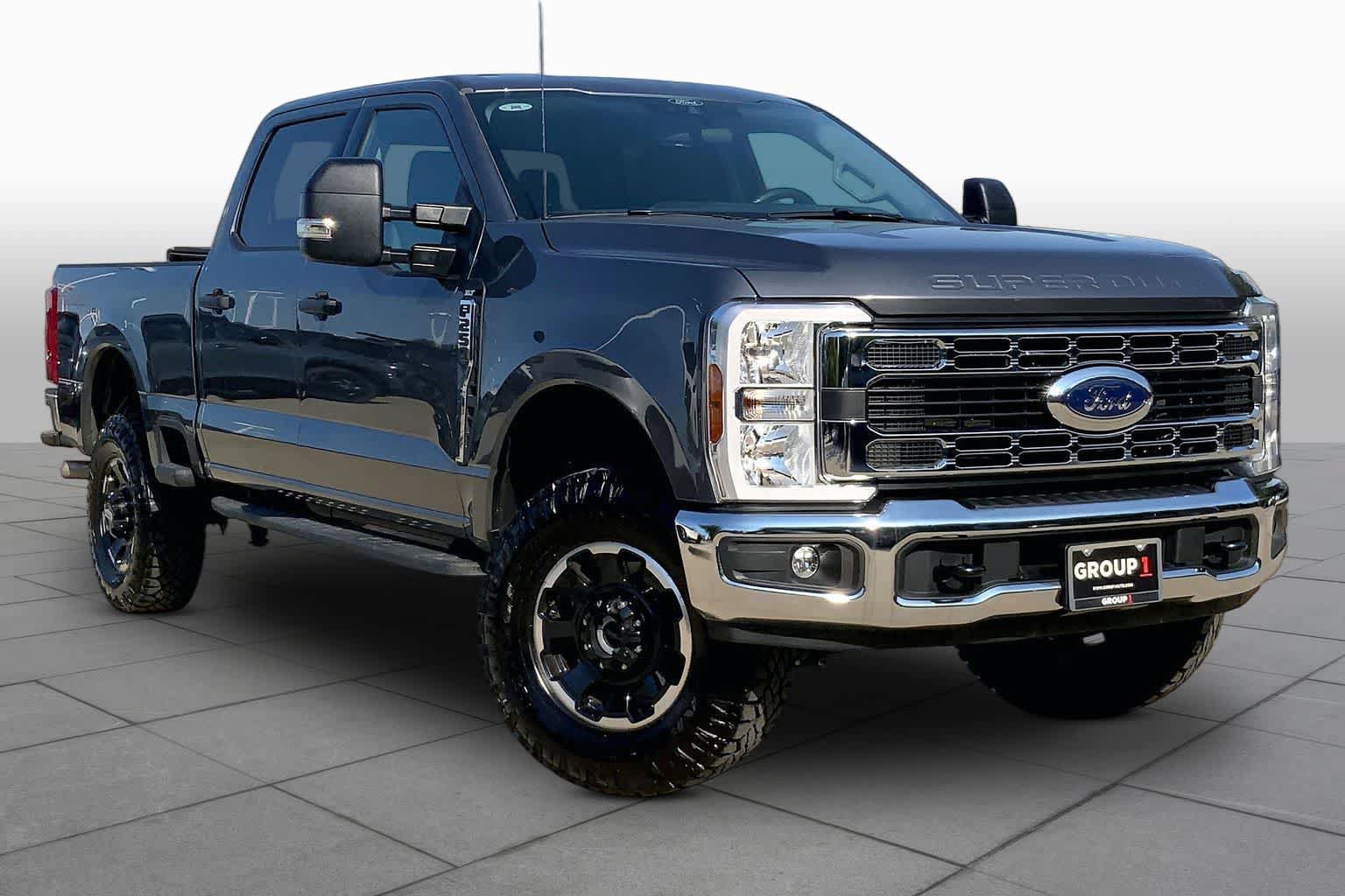 Used 2026 Ford F250 XLT w/ Tremor Off-Road Package AWD/4WD image 3
