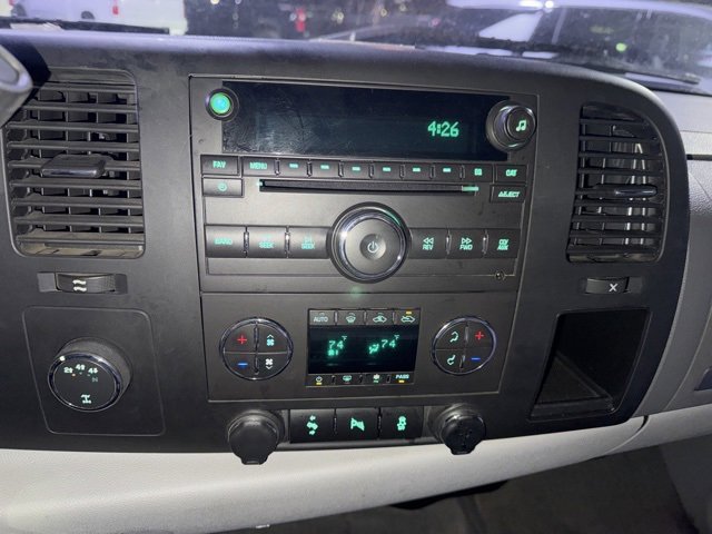 Used 2014 Chevrolet Silverado 2500 LT w/ Interior Plus Package image 11