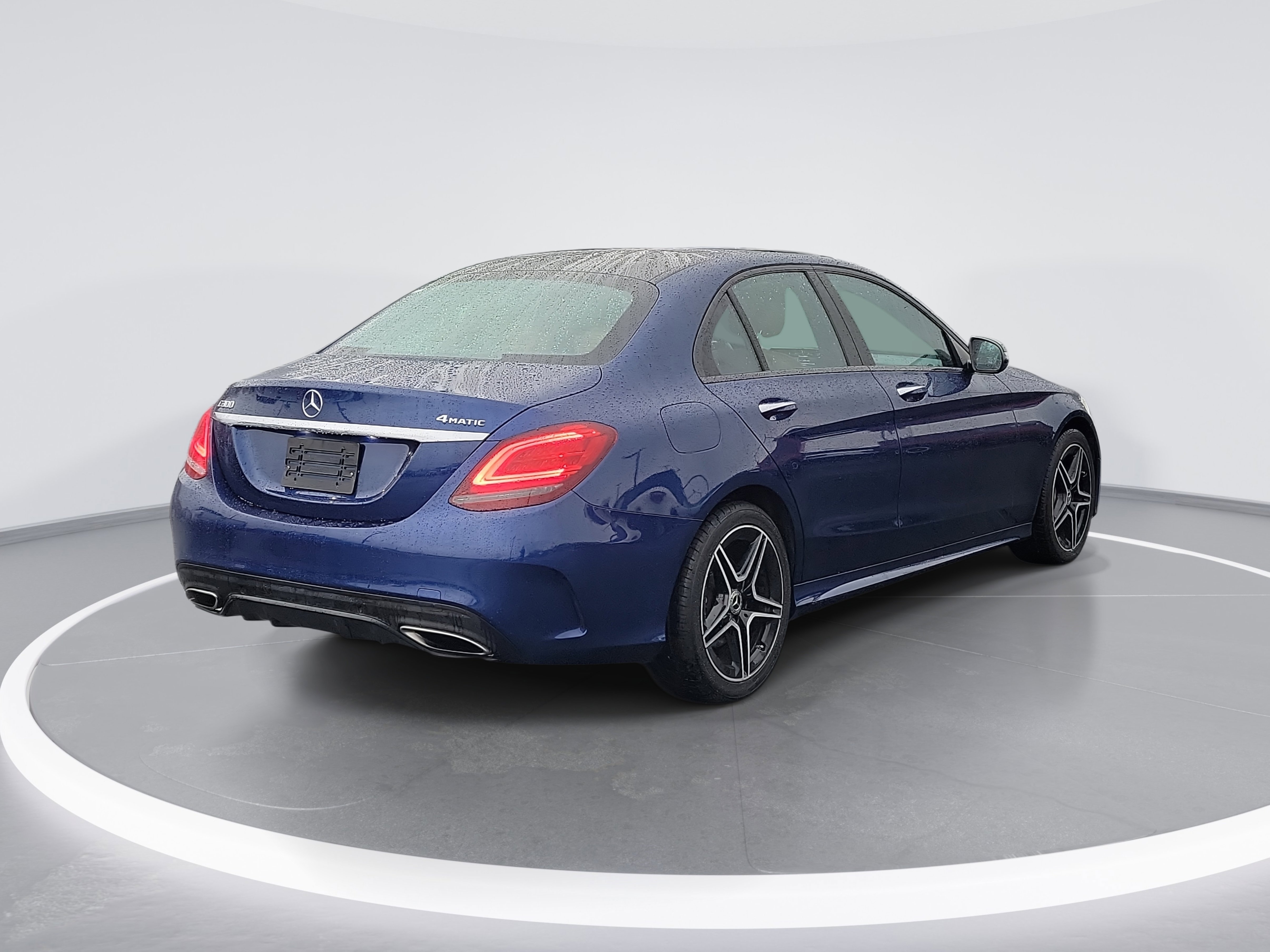 Used 2019 Mercedes-Benz C 300 4MATIC Sedan image 3