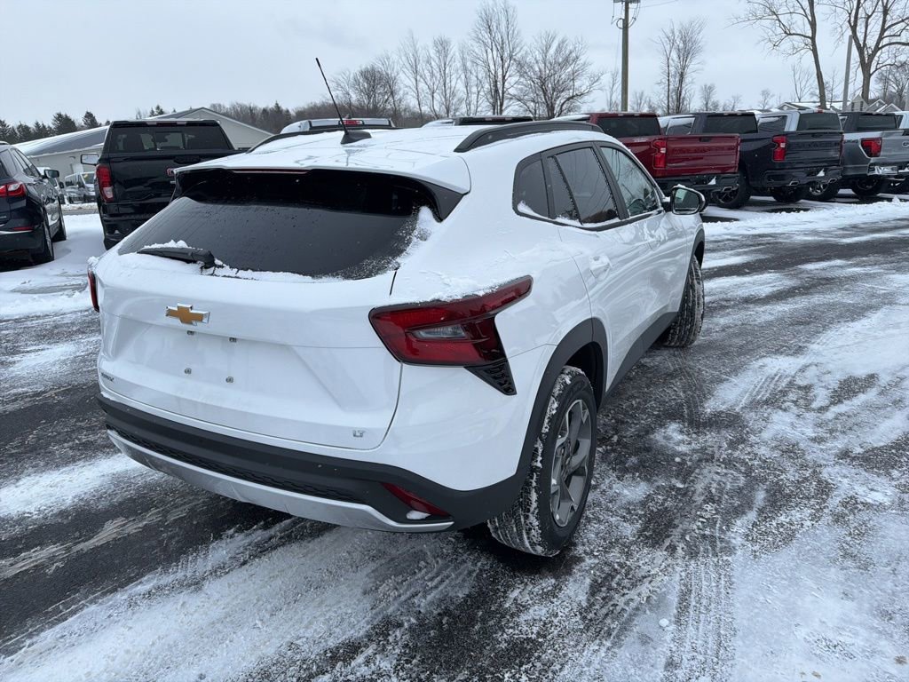 New 2026 Chevrolet Trax LT w/ Driver Confidence Package image 8