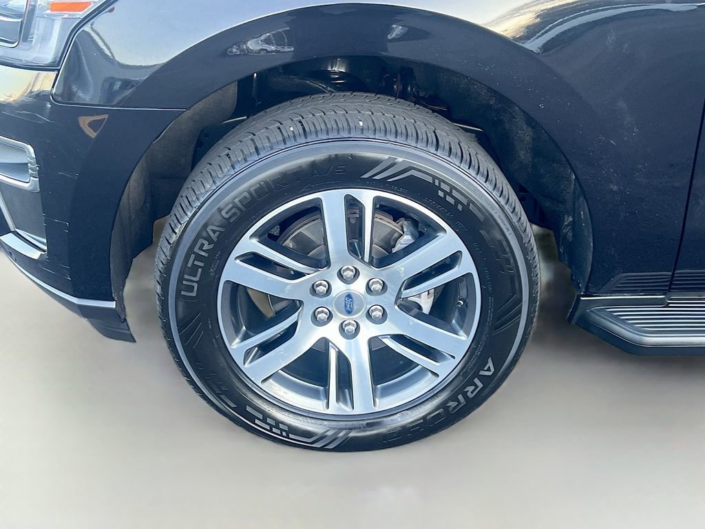 Used 2024 Ford Expedition Max Limited image 40