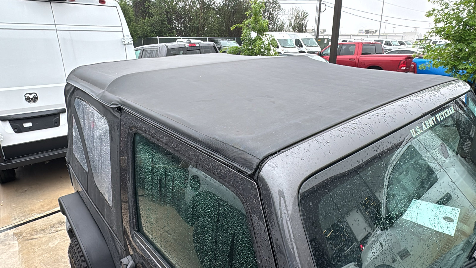 Used 2017 Jeep Wrangler Sport image 16