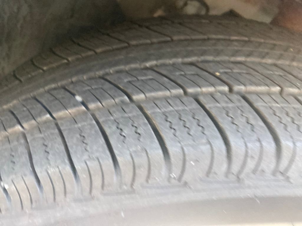 Used 2021 Nissan Rogue SV image 31