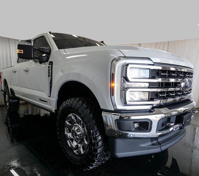 Used 2024 Ford F250 Lariat w/ Lariat Ultimate Package image 2