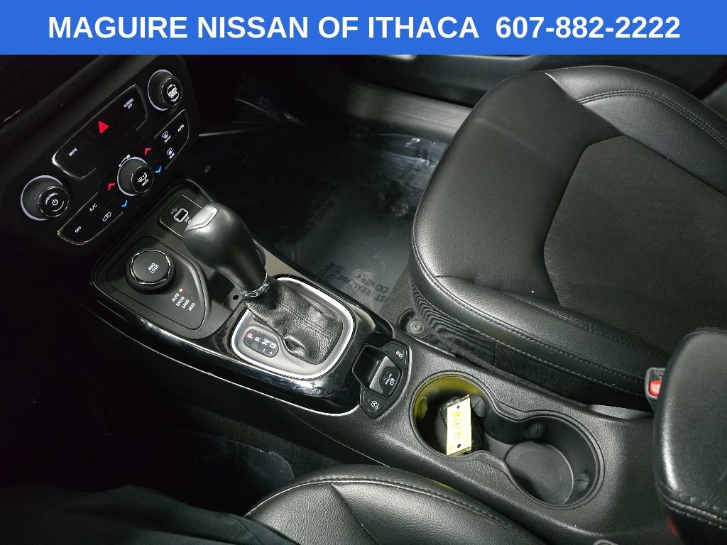 Used 2020 Jeep Compass Latitude AWD/4WD image 26