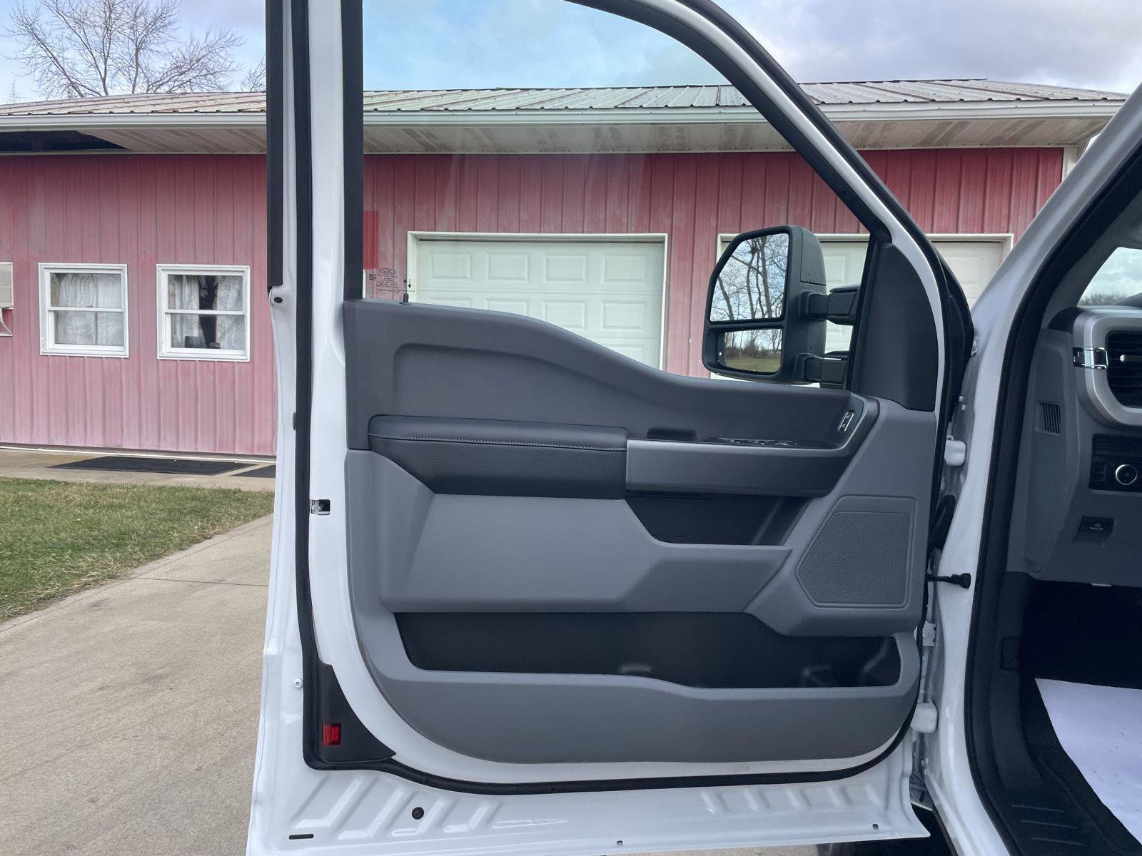 New 2026 Ford F250 XL w/ STX Appearance Package AWD/4WD image 9