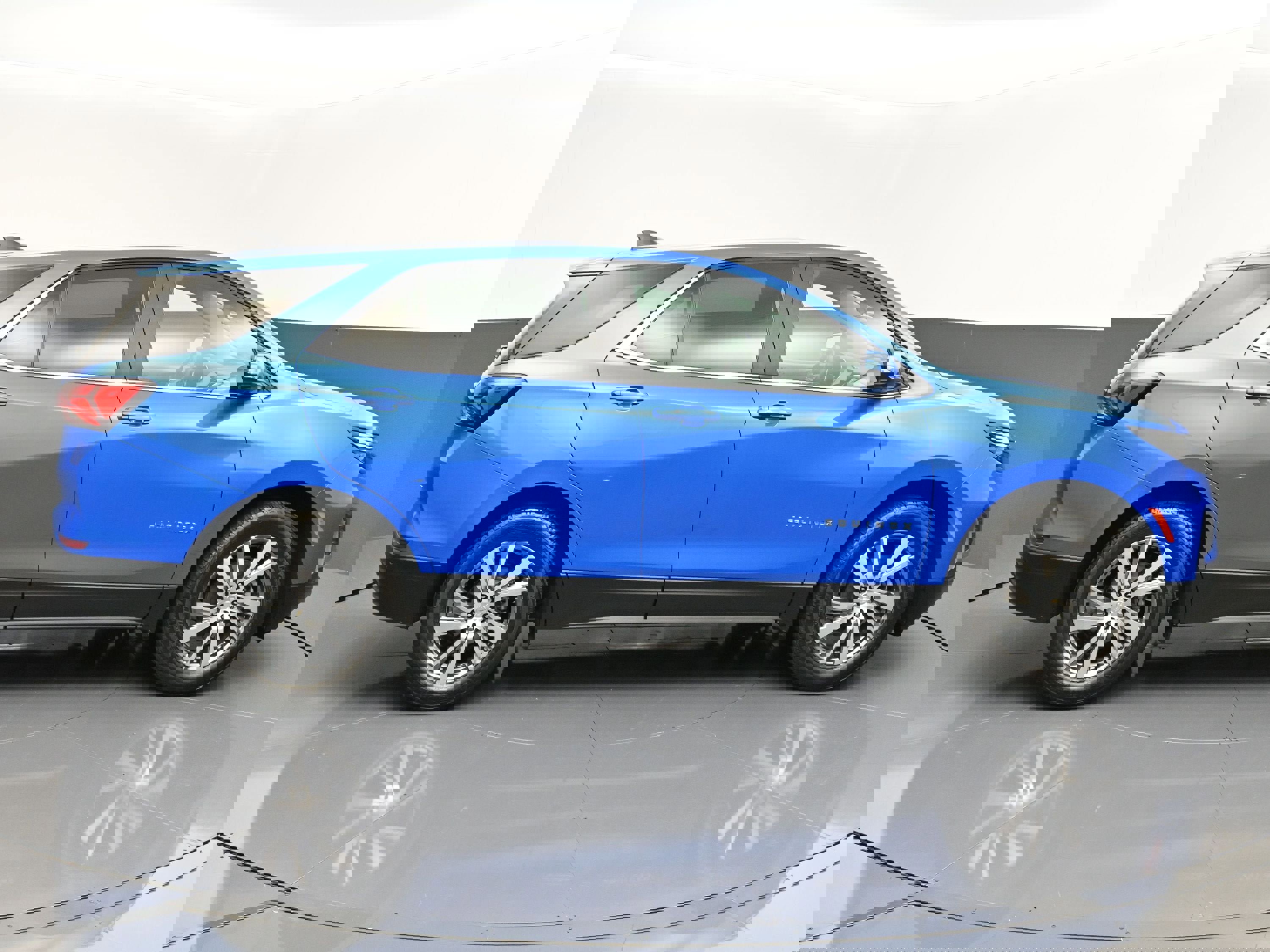 Used 2024 Chevrolet Equinox LT image 10