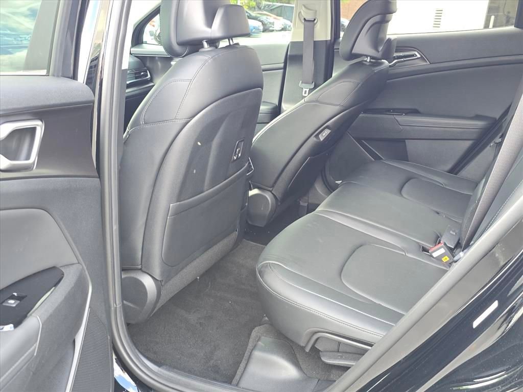 Certified 2025 Kia Sportage EX w/ Premium Package image 10
