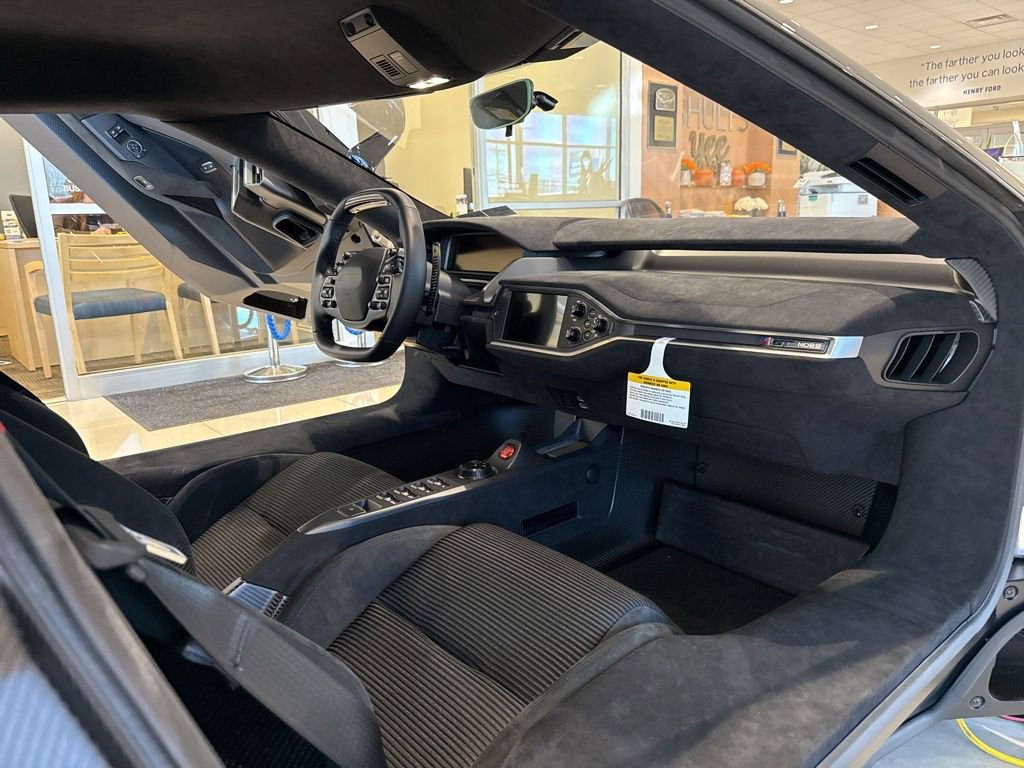 Used 2022 Ford GT image 44